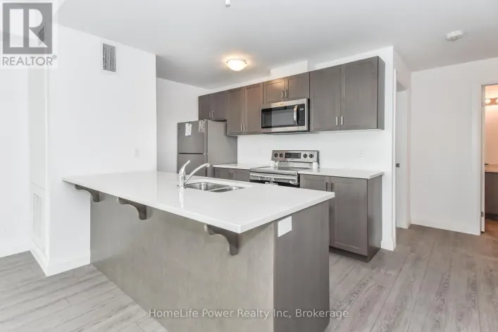 404 - 170 NORTHUMBERLAND ROAD W, North Dumfries