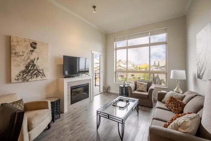 404 19201 66A AVENUE, Surrey