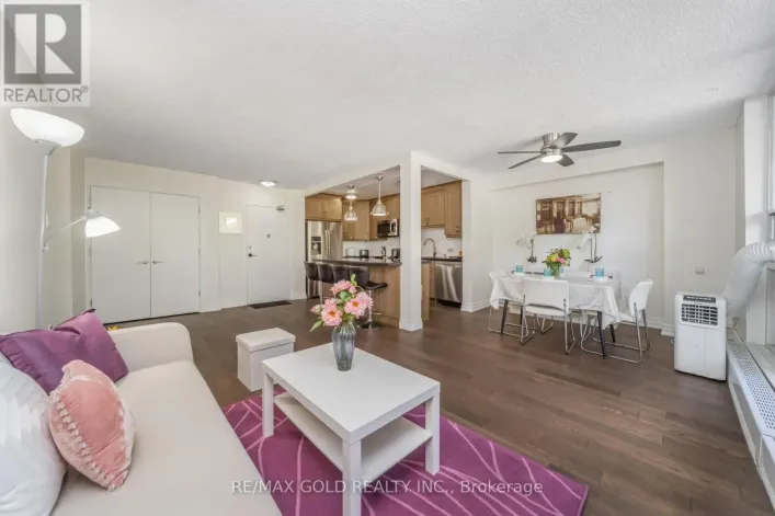 404 - 1964 MAIN STREET W, Hamilton