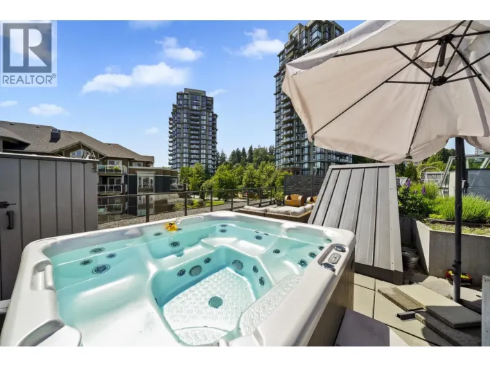 404 20 E ROYAL AVENUE, New Westminster