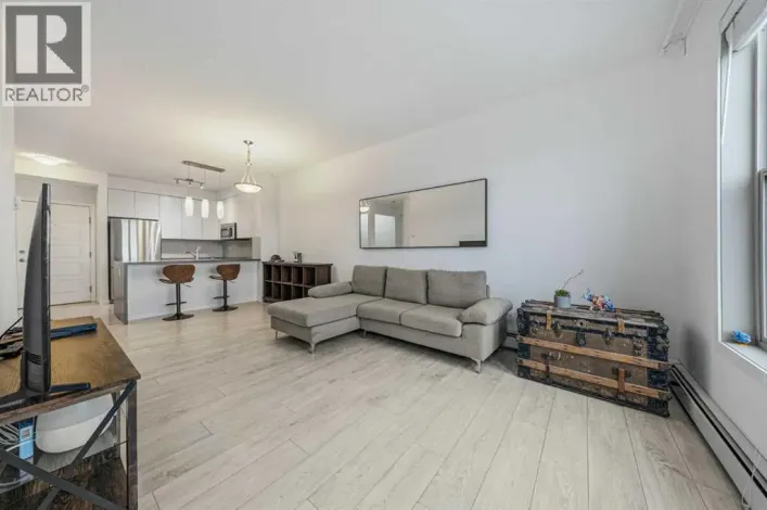 404, 207 Sunset Drive, Cochrane