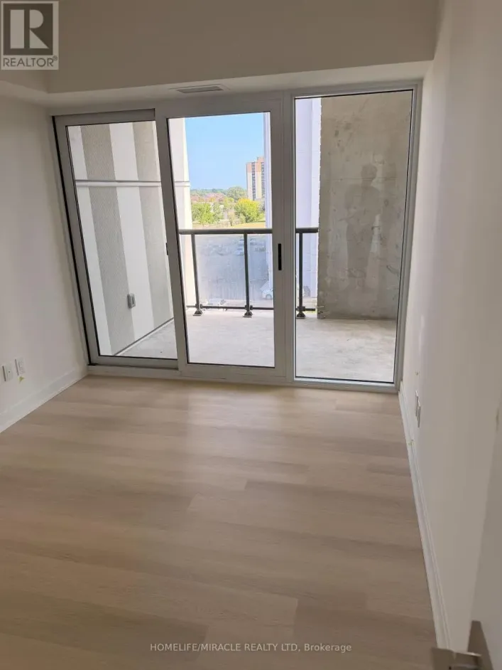 404 - 2825 JANE STREET, Toronto