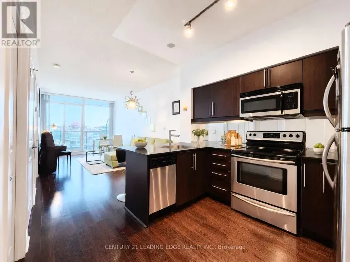 404 - 2885 BAYVIEW AVENUE, Toronto