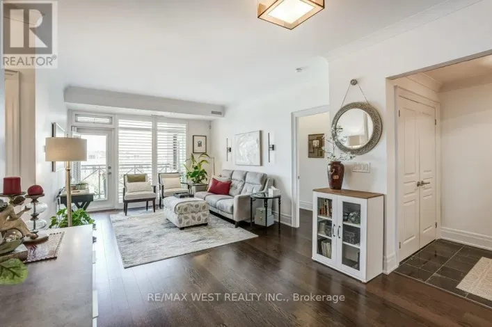 404 - 35 BAKER HILL BOULEVARD, Whitchurch-Stouffville