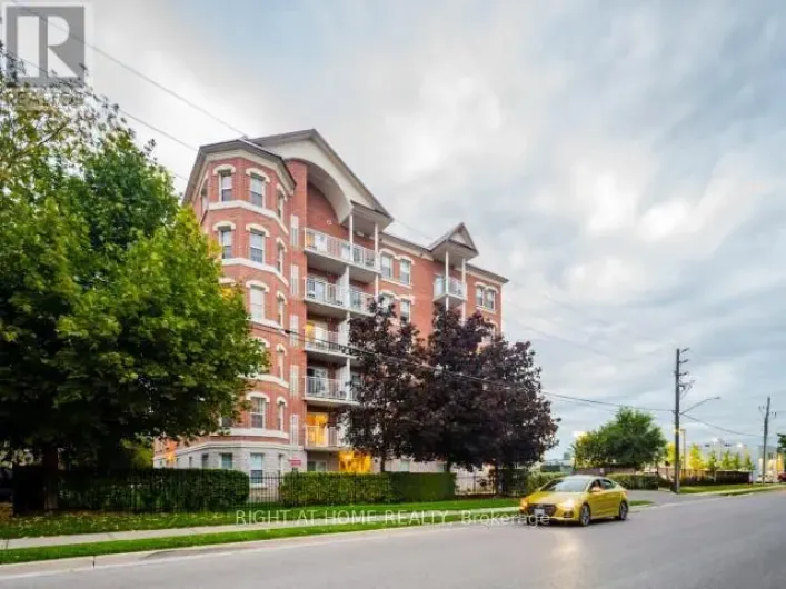 404 - 35 HUNT AVENUE, Richmond Hill