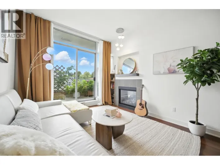 404 3595 W 18TH AVENUE, Vancouver