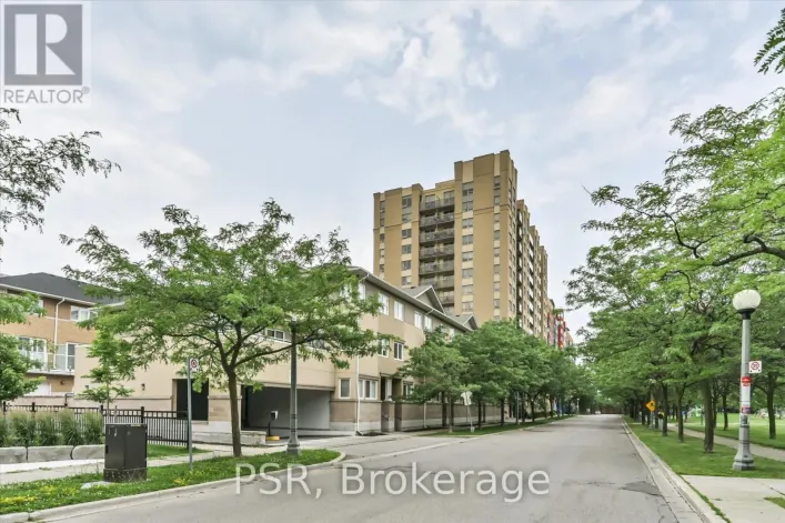 404 - 4 ELSINORE PATH, Toronto