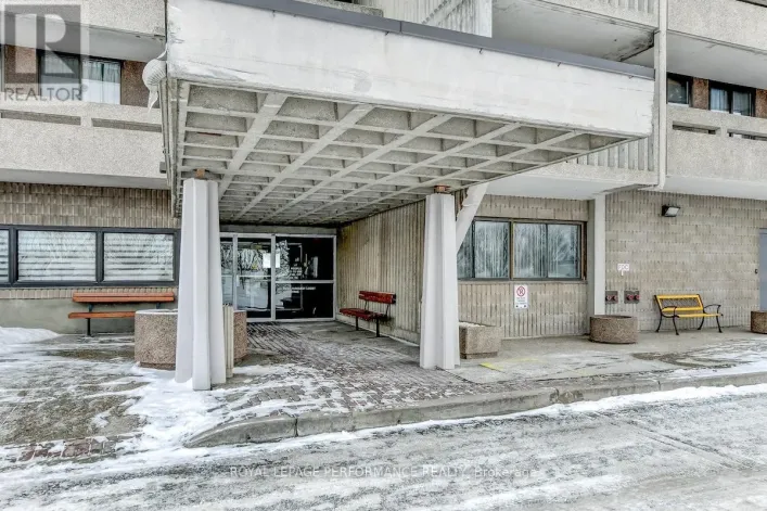 404 - 415 GREENVIEW AVENUE, Ottawa