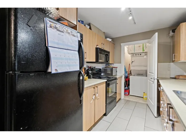 404 45561 YALE ROAD|Chilliwack Proper South, Chilliwack