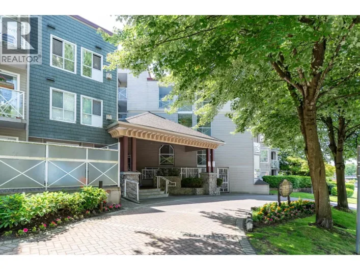 404 528 ROCHESTER AVENUE, Coquitlam