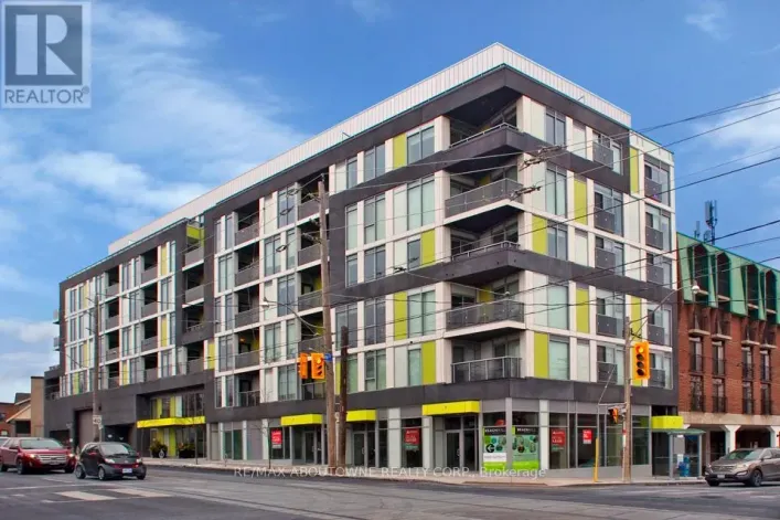 404 - 763 WOODBINE AVENUE, Toronto