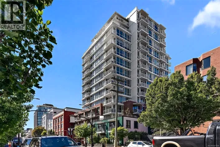 404 834 Johnson St, Victoria