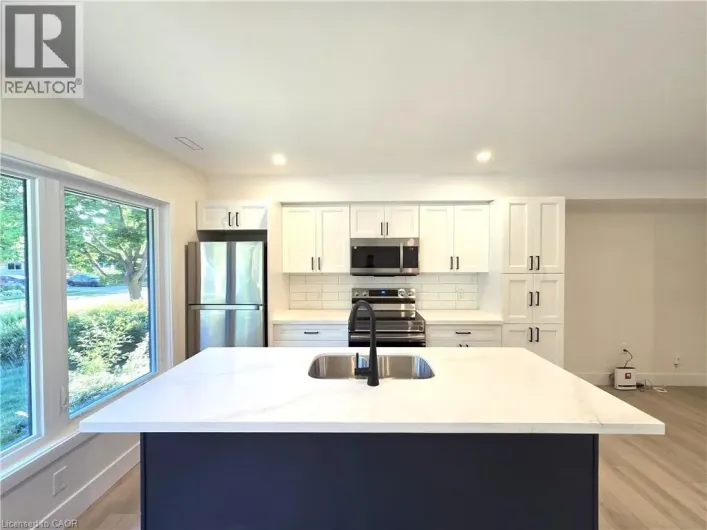 404 FOREST HILL Drive Unit# 4, Kitchener