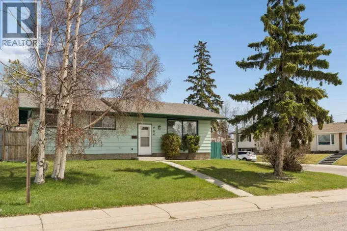 404 Manora Way NE, Calgary