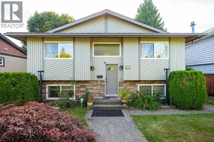404 MUNDY STREET, Coquitlam