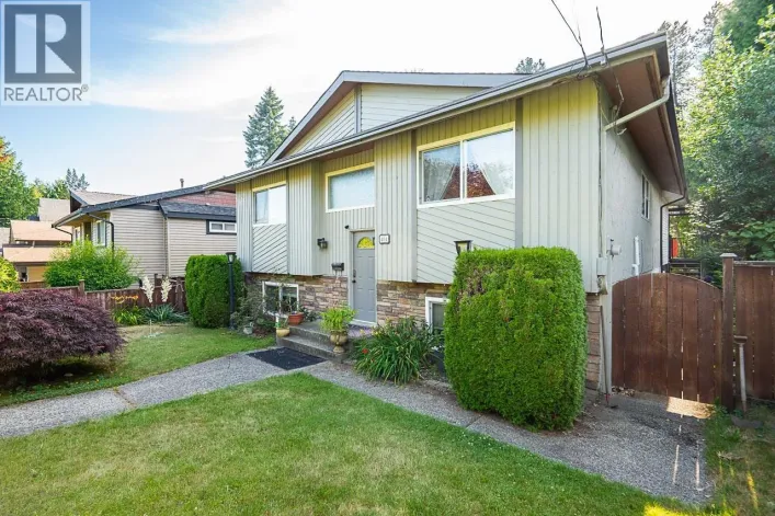 404 MUNDY STREET, Coquitlam