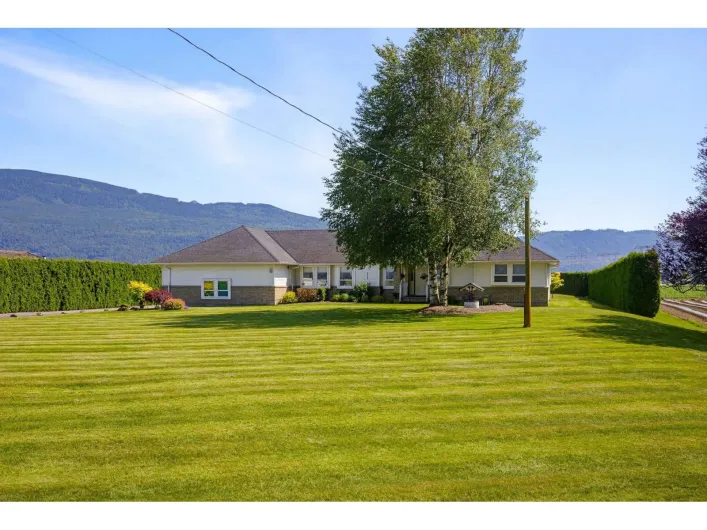 40406 NO. 3 ROAD, Abbotsford