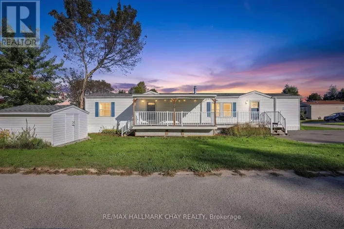 4041 ASH CRESCENT, Severn