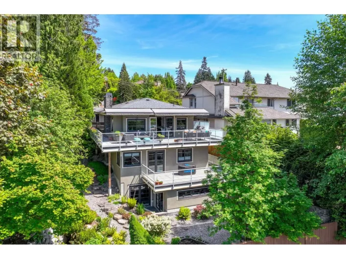 4041 PROSPECT ROAD, North Vancouver