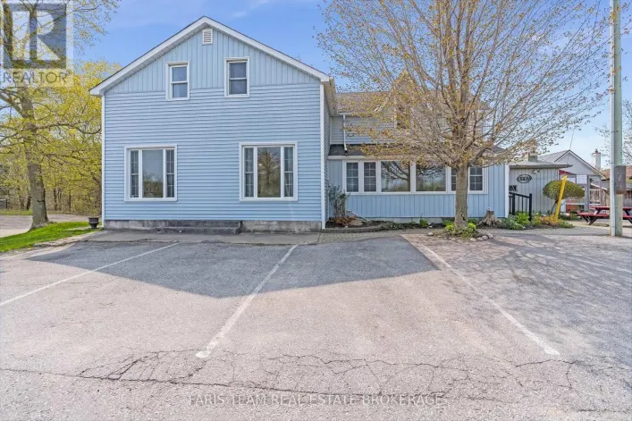 4047 HORSESHOE VALLEY ROAD W, Springwater