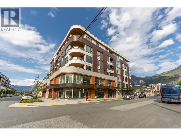 405 1365 VICTORIA STREET, Squamish