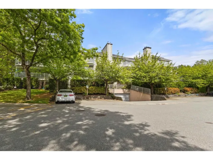 405 13680 84 AVENUE, Surrey