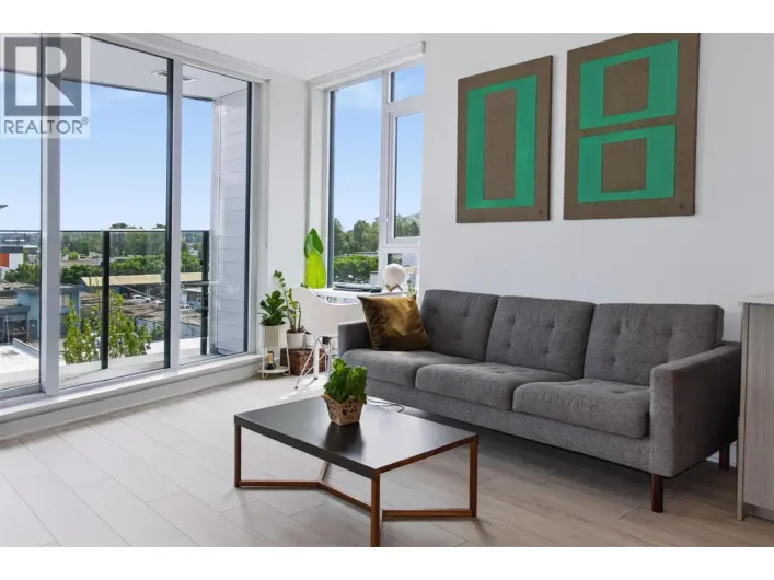 405 1401 HUNTER STREET, North Vancouver