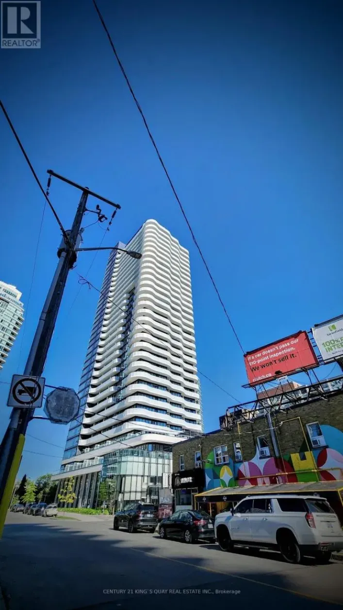 405 - 15 HOLMES AVENUE, Toronto