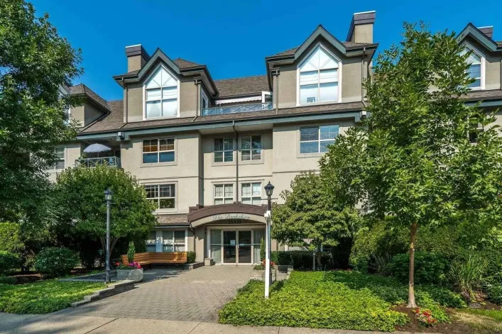 405 15325 17 AVENUE, Surrey