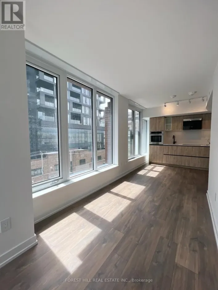 405 - 2 AUGUSTA AVENUE, Toronto