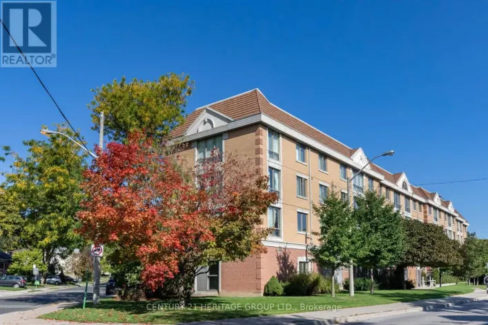 405 - 211 RANDOLPH ROAD, Toronto