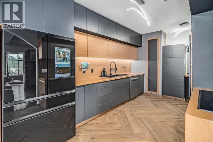 405 3176 PLATEAU BOULEVARD, Coquitlam