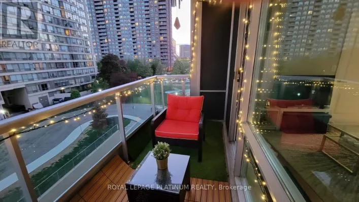 405 - 33 ELM DRIVE W, Mississauga