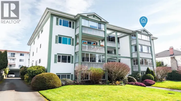 405 415 Linden Ave, Victoria