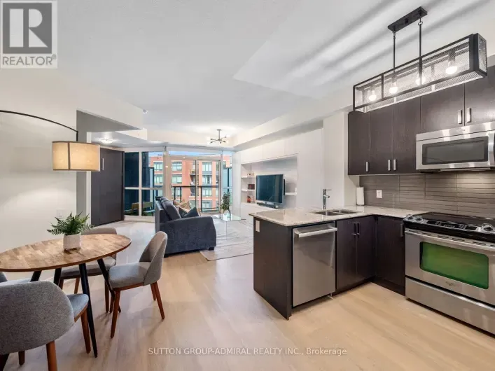 Apartment for sale: 405 - 7608 YONGE STREET, Vaughan