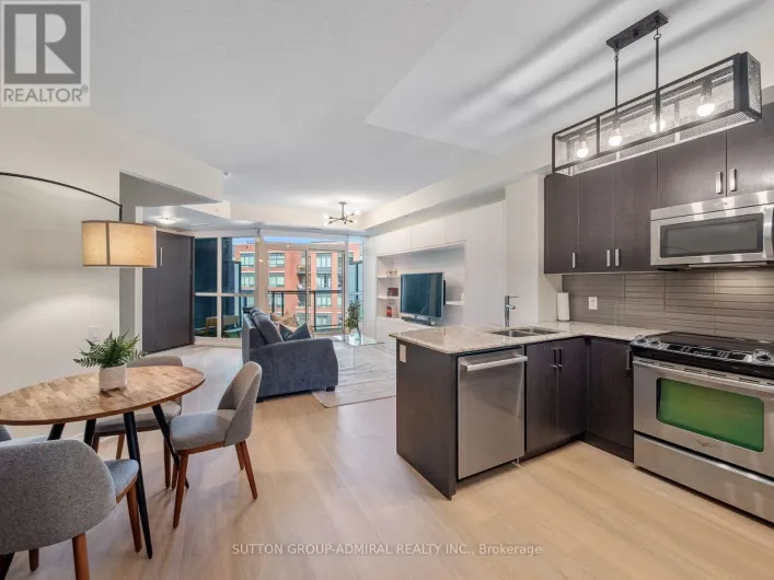 405 - 7608 YONGE STREET, Vaughan