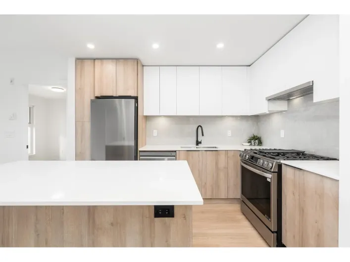 405 7980 206A STREET, Langley