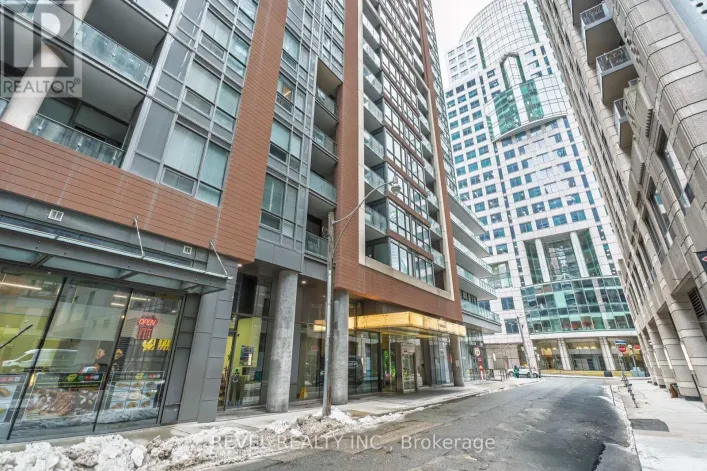 405 - 8 MERCER STREET, Toronto