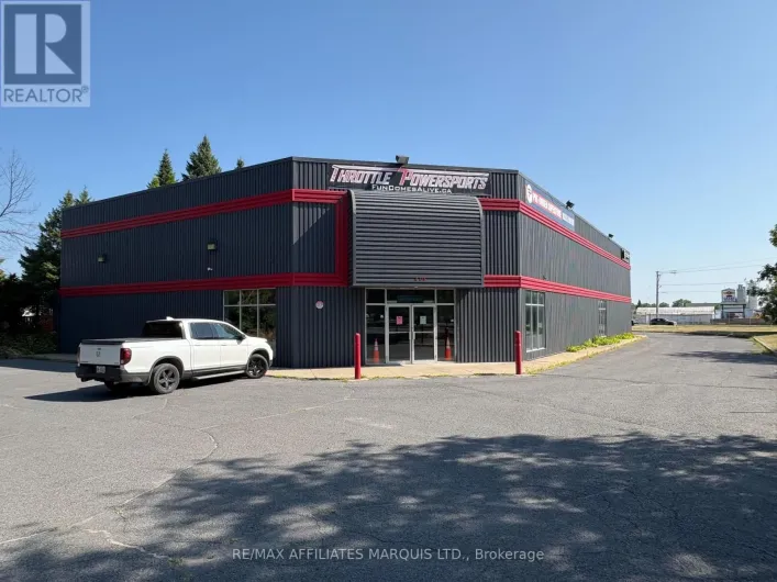 405 NINTH STREET W, Cornwall