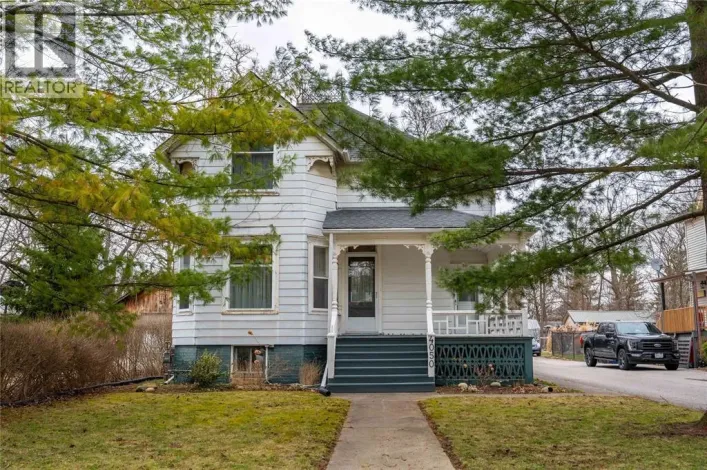 4050 PETROLIA LINE, Petrolia