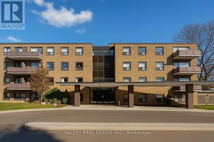406 - 1002 LAWRENCE AVENUE E, Toronto