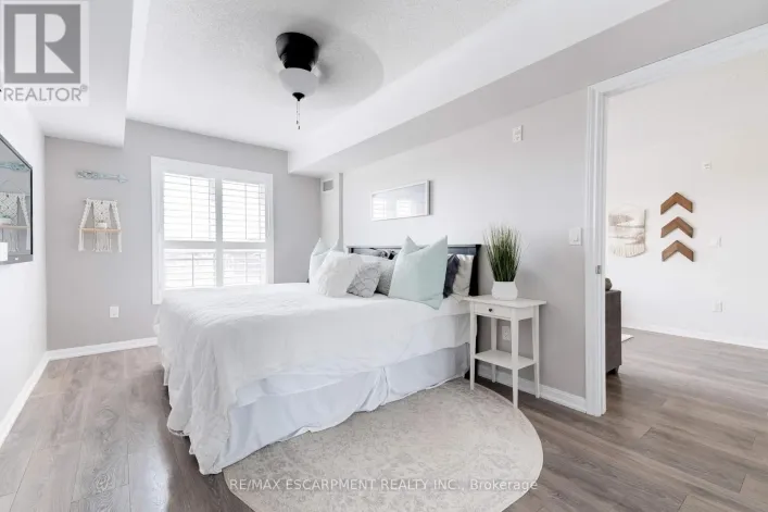 406 - 1045 NADALIN HEIGHTS, Milton