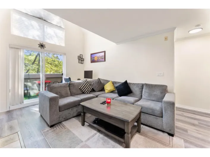 406 12155 75A AVENUE, Surrey