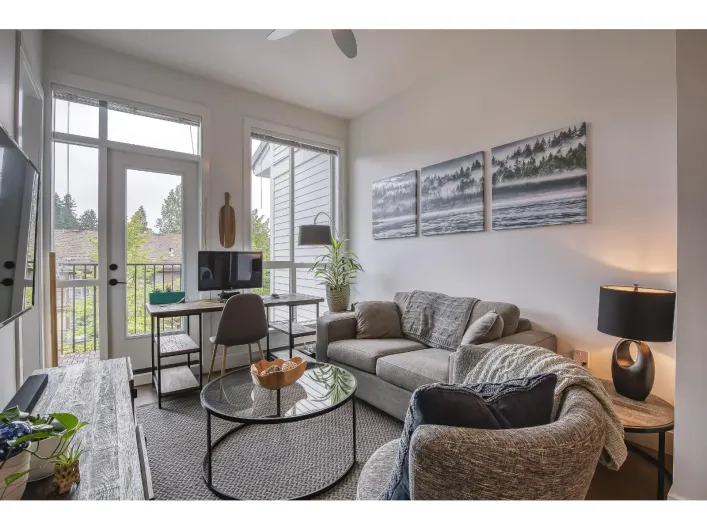 406 14968 101A AVENUE, Surrey