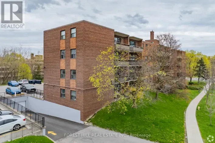 Other for rent: 406 - 32 CLAYLAND DRIVE, Toronto