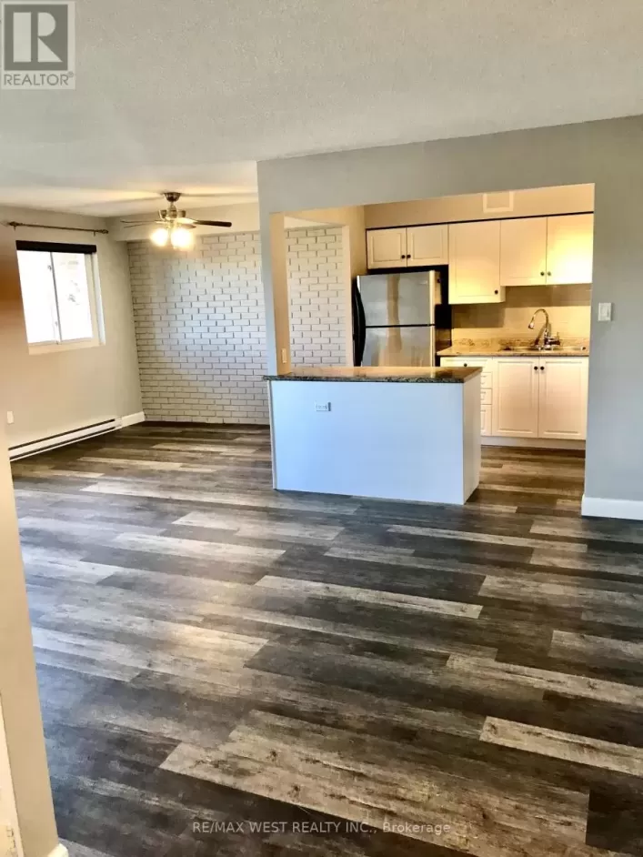 406 - 460 ONTARIO STREET, Collingwood