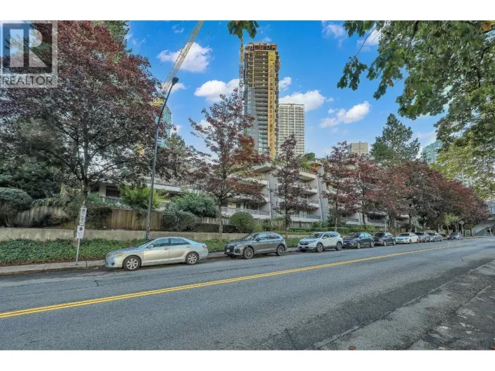 406 5932 PATTERSON AVENUE, Burnaby