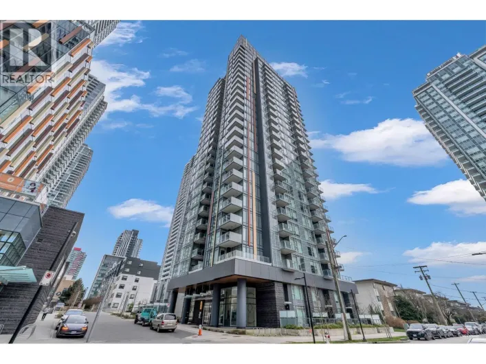 406 6398 SILVER AVENUE, Burnaby