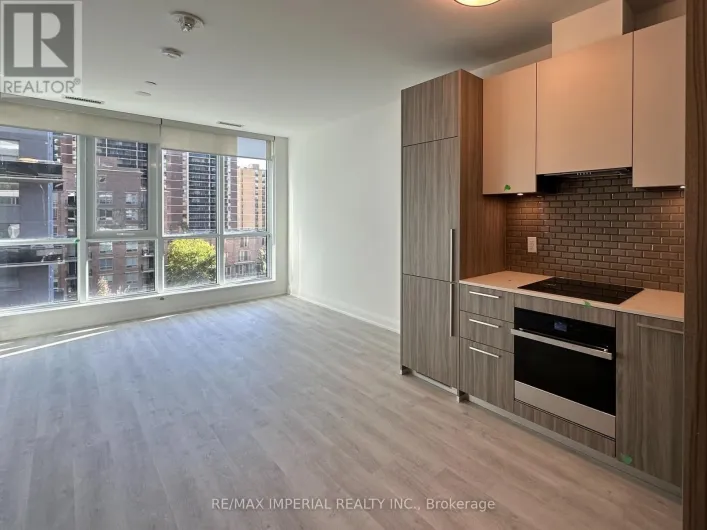 406 - 65 BROADWAY AVENUE, Toronto
