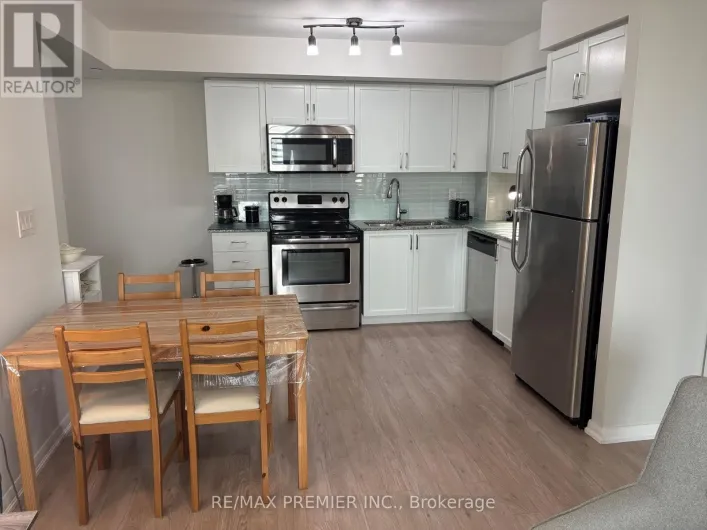 406 - 800 LAWRENCE AVENUE W, Toronto